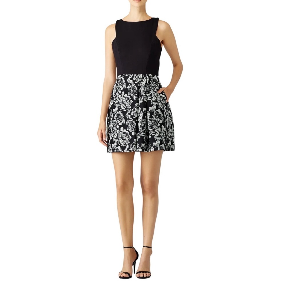 Hutch Emily Dress 6 Black White Floral Fit Flare Sleeveless Cocktail Party